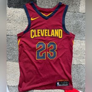 LEBRON JAMES JERSEY!! Size Small. In great condition.